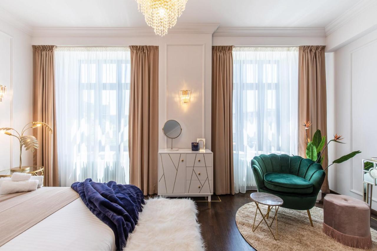 Holt Old Town One Bedroom Apartments Bucarest Extérieur photo